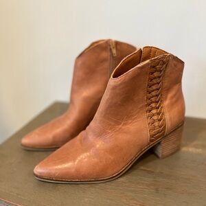 Lucky Brand Camel Booties size 8.5